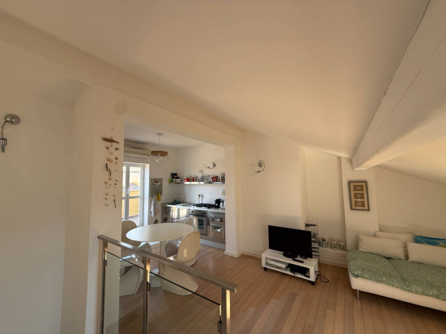 Appartamento in vendita a Pietra Ligure