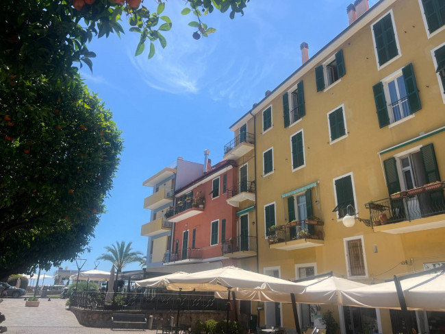 Appartamento in vendita a Pietra Ligure