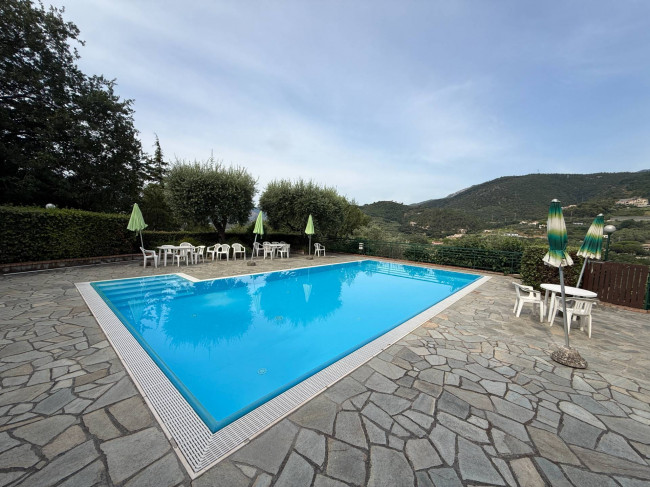 Appartamento in vendita a Pietra Ligure