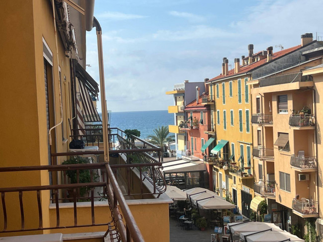 Appartamento in vendita a Pietra Ligure