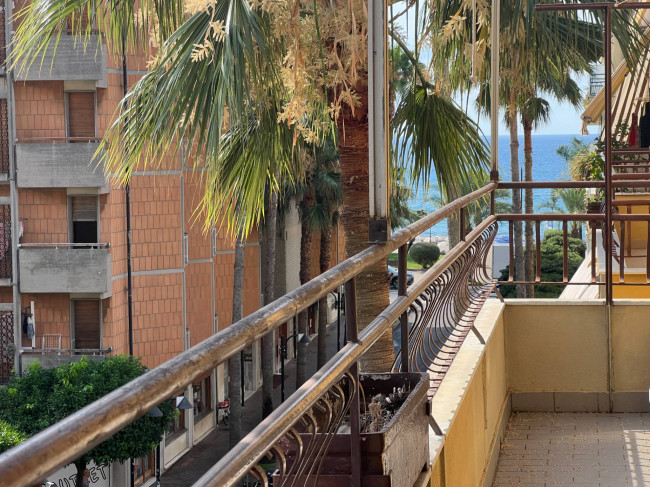Appartamento in vendita a Pietra Ligure