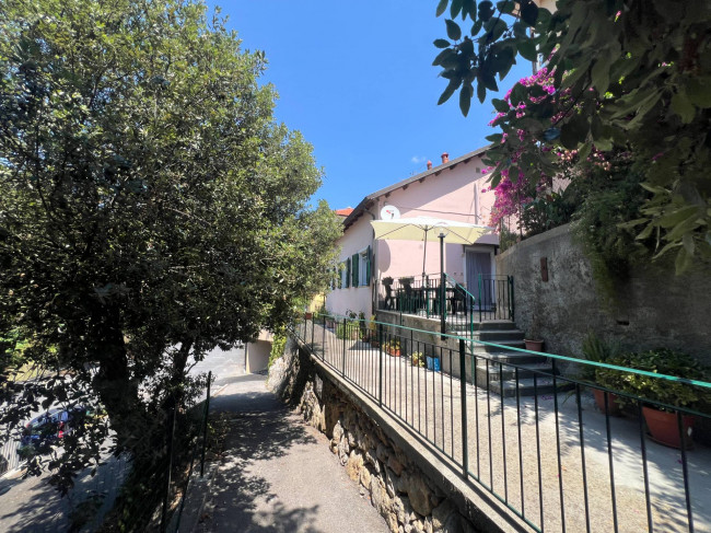 Casa singola in vendita a Borgio Verezzi