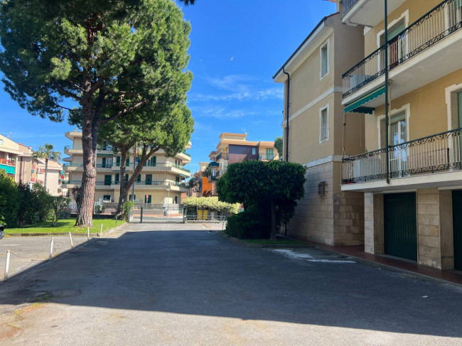 Appartamento in vendita a Pietra Ligure