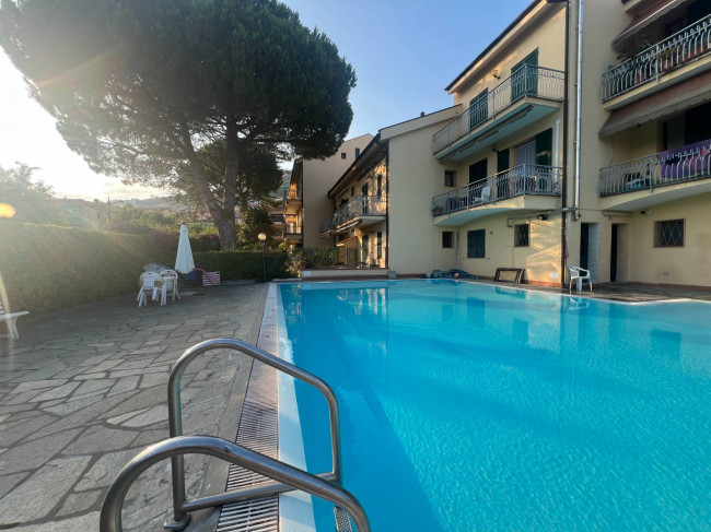 Appartamento in vendita a Pietra Ligure