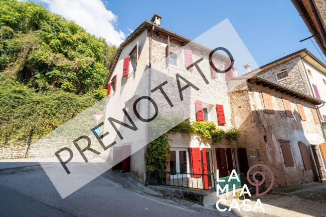 Porzione di casa in vendita a Follina