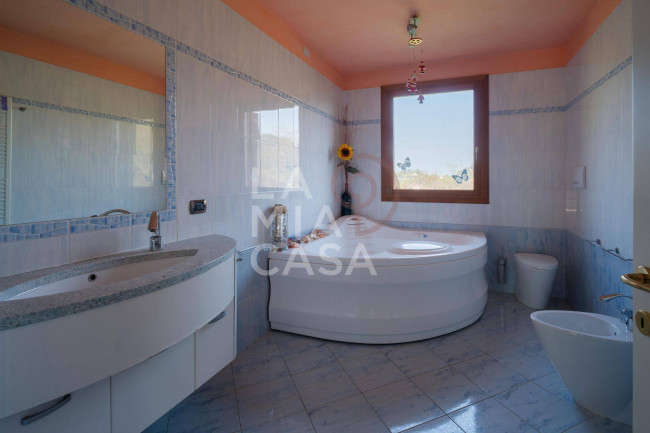 Villa in vendita a Cison di Valmarino