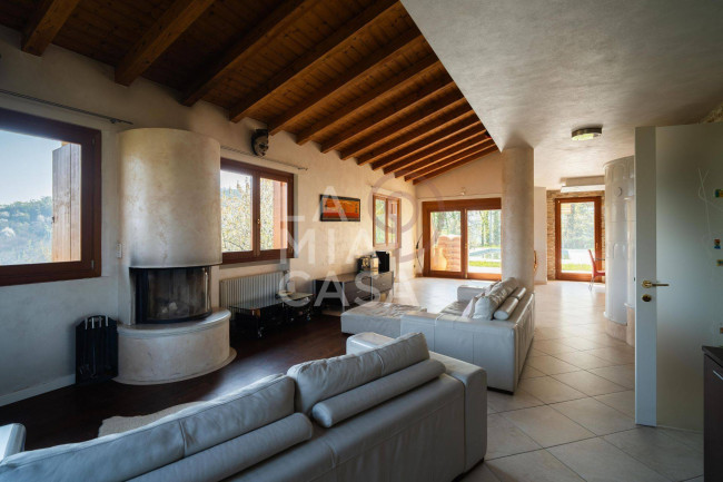 Villa in vendita a Cison di Valmarino