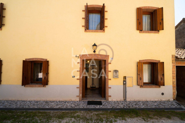 Porzione di casa in vendita a Tarzo