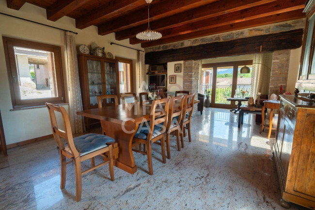Porzione di casa in vendita a Tarzo