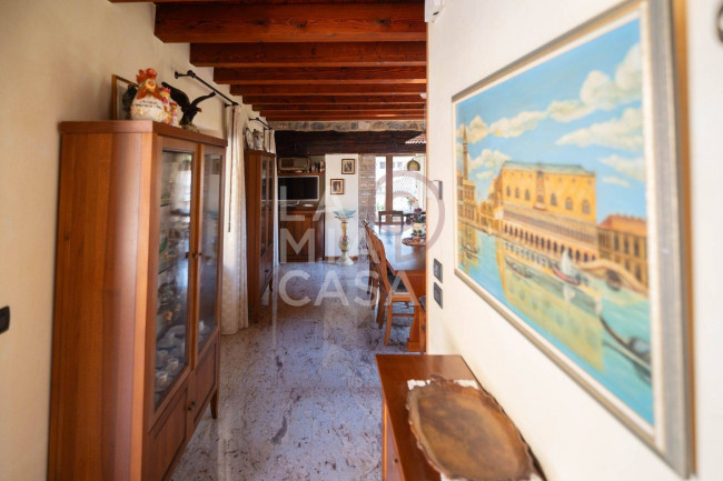 Porzione di casa in vendita a Tarzo
