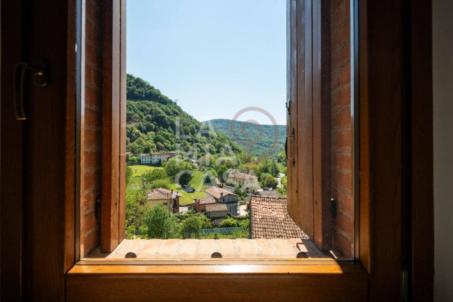 Porzione di casa in vendita a Tarzo