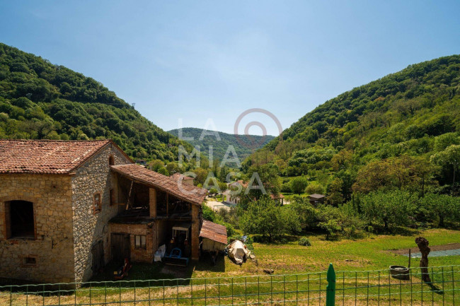 Porzione di casa in vendita a Tarzo