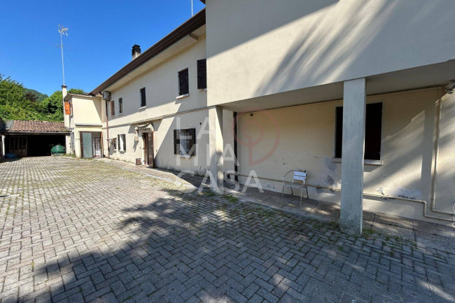 Villetta bifamiliare in vendita a Farra di Soligo