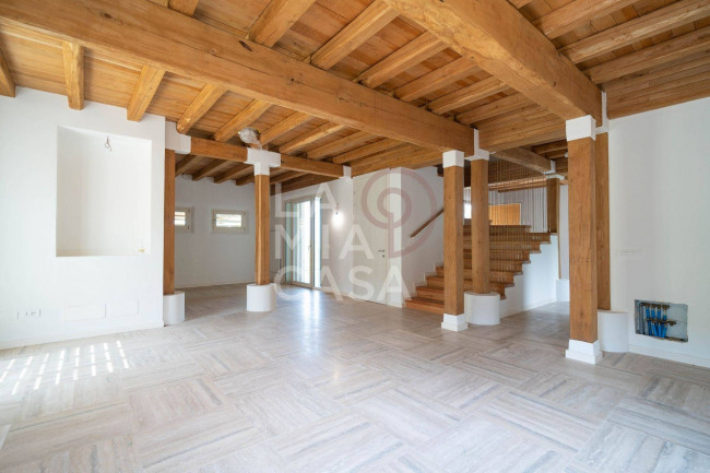 Villa in vendita a Sarmede