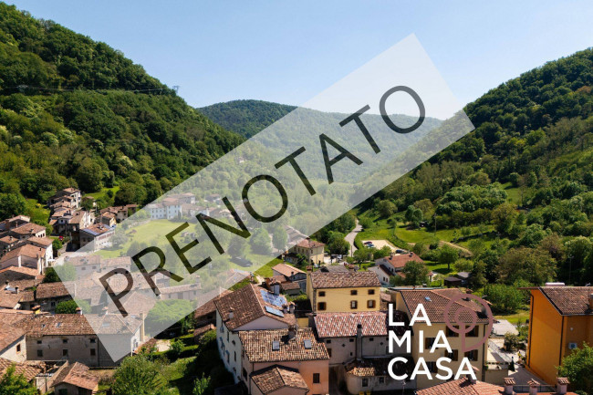 Porzione di casa in vendita a Tarzo