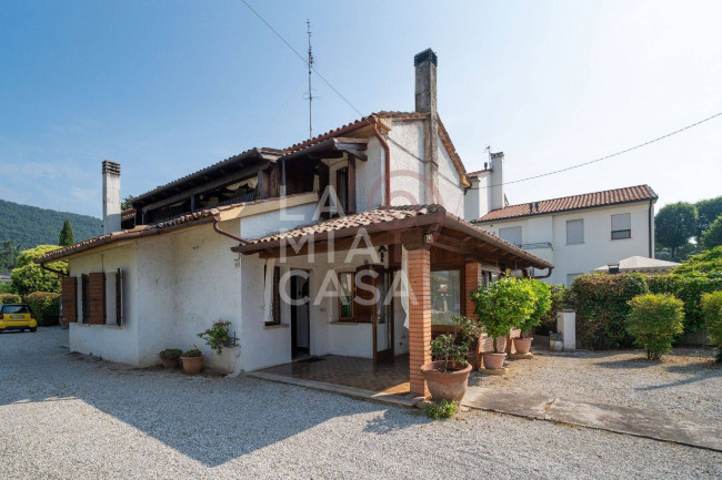 Casa singola in vendita a Pieve di Soligo