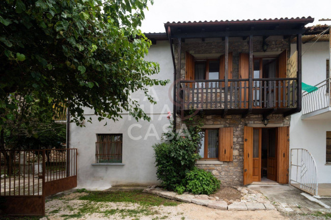 Porzione di casa in vendita a Cison di Valmarino