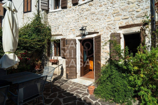 Porzione di casa in vendita a Follina