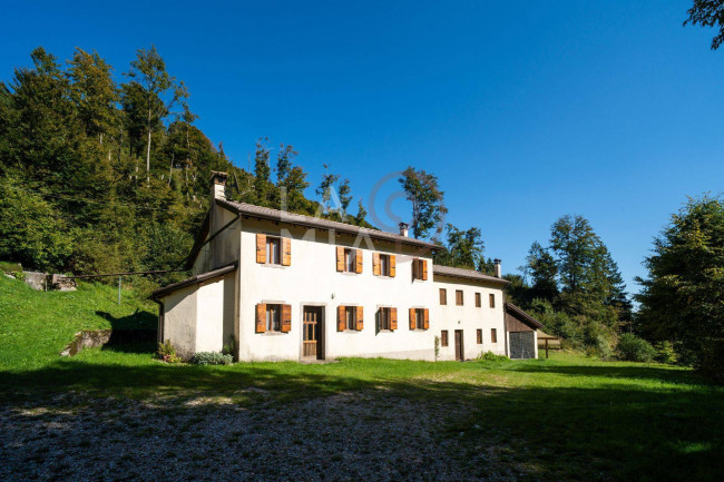 Porzione di casa in vendita a Follina