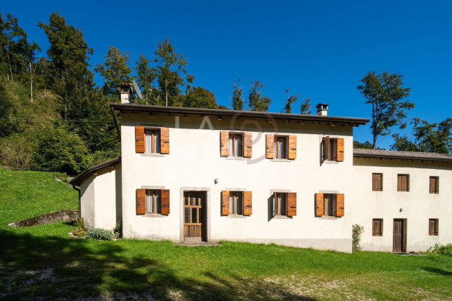 Porzione di casa in vendita a Follina