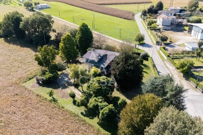 Villa in vendita a Sernaglia della Battaglia
