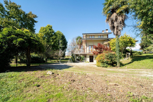 Villa in vendita a Sernaglia della Battaglia