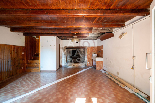 Porzione di casa in vendita a Follina