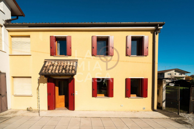 Porzione di casa in vendita a Sernaglia della Battaglia
