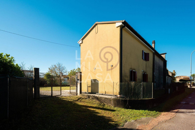 Porzione di casa in vendita a Sernaglia della Battaglia