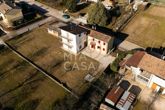 Porzione di casa in vendita a Sernaglia della Battaglia