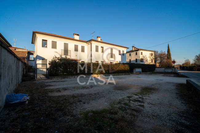 Appartamento in vendita a Sernaglia della Battaglia