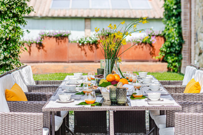 Villa in vendita a Montecatini Val di Cecina