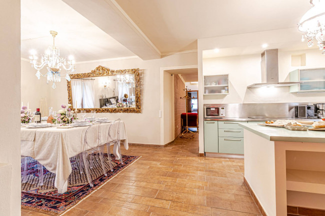 Villa in vendita a Montecatini Val di Cecina