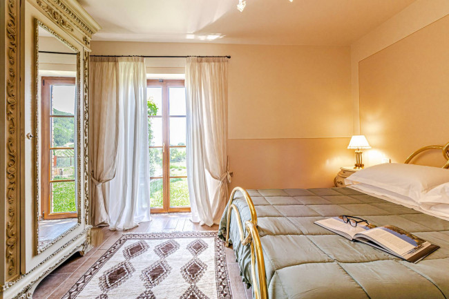 Villa in vendita a Montecatini Val di Cecina