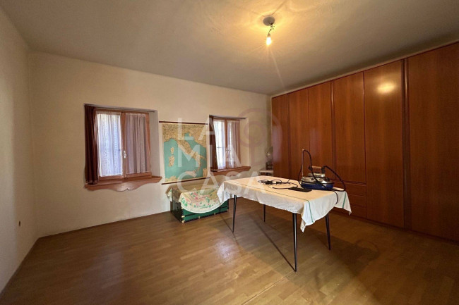 Porzione di casa in vendita a Revine Lago