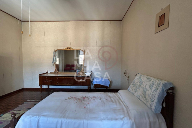 Porzione di casa in vendita a Revine Lago