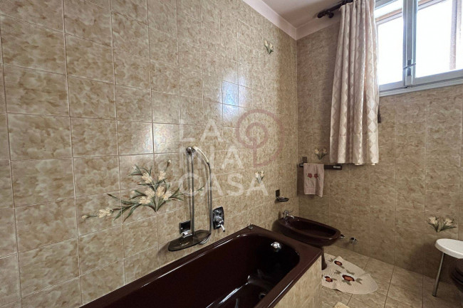 Porzione di casa in vendita a Revine Lago