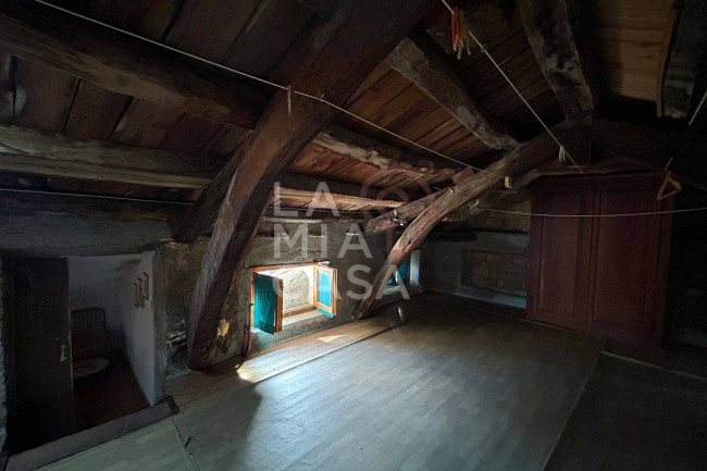 Porzione di casa in vendita a Revine Lago