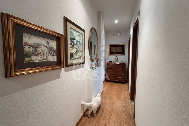 Porzione di casa in vendita a Revine Lago