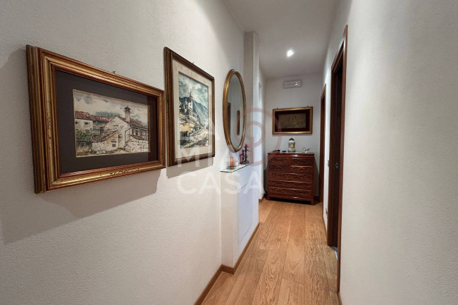 Porzione di casa in vendita a Revine Lago