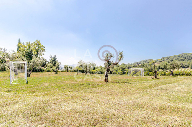 Villa in vendita a Montecatini Val di Cecina