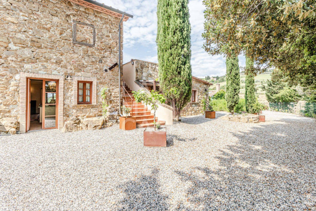Villa in vendita a Montecatini Val di Cecina