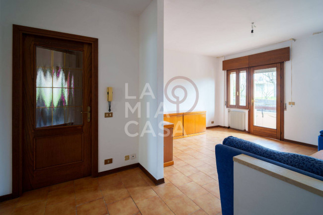 Appartamento in vendita a Miane