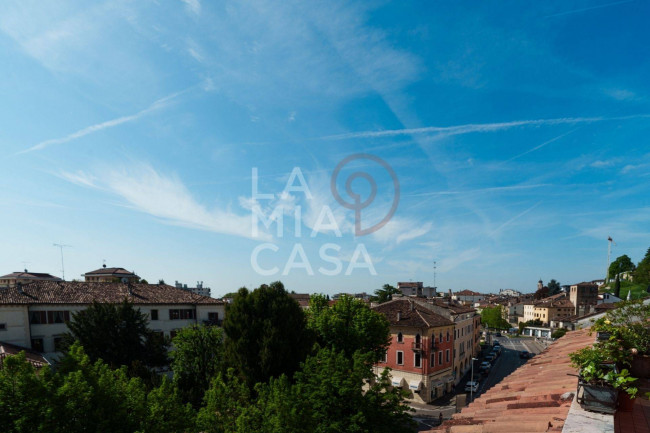 Appartamento in vendita a Conegliano