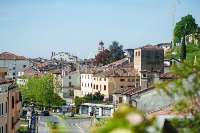 Appartamento in vendita a Conegliano