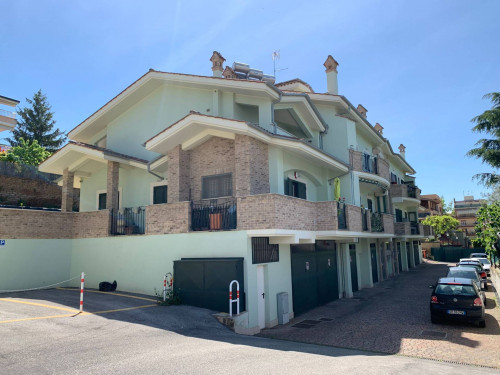 Appartamento in vendita a Fonte Nuova - Tor Lupara