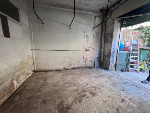Magazzino in vendita a Roma - San Basilio