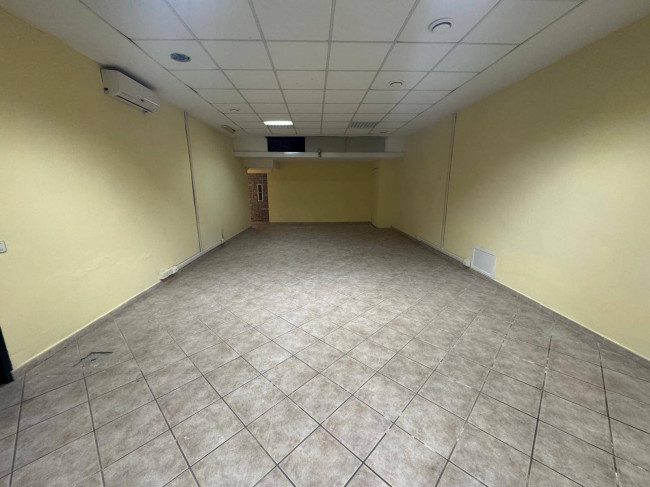 Magazzino in affitto a Roma - San Basilio