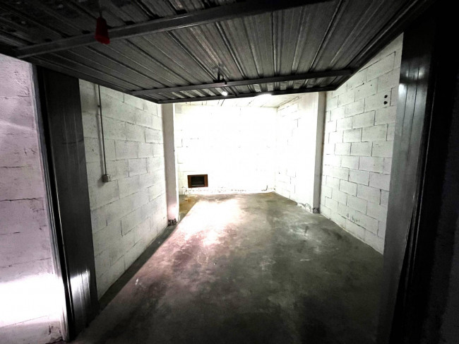 Box o garage in affitto a Fonte Nuova - Tor Lupara