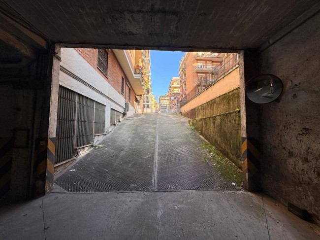 Magazzino in vendita a Roma - Talenti